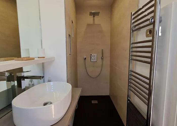 Superbe Avec Piscine Au Coeur Du Village 别墅 拉弗洛特