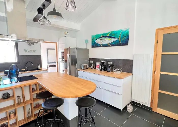 Superbe Avec Piscine Au Coeur Du Village 别墅 拉弗洛特